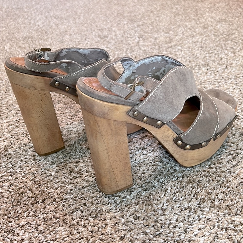 Boho Wooden Platform Heels – Beige Chunky Sandals Size 8 - Picture 3 of 3